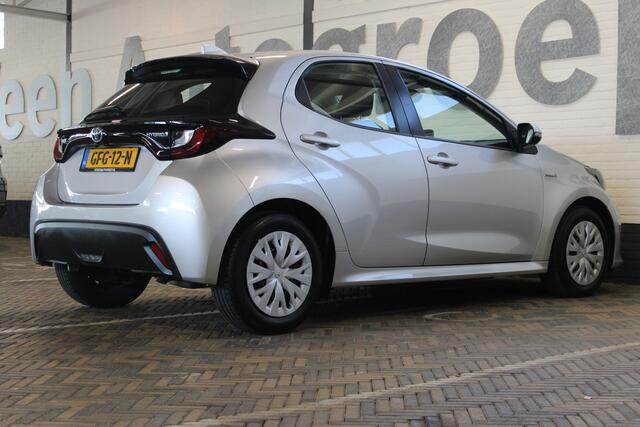 Toyota YARIS 1.5 Hybrid Active | Incl. 12 maanden garantie | Cruise control | Climate control | Parkeercamera | Apple carplay/Android auto | Navigatie | DAB | Bluetooth |