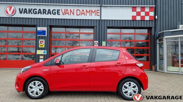 Toyota YARIS 1.5 Hyb. Active