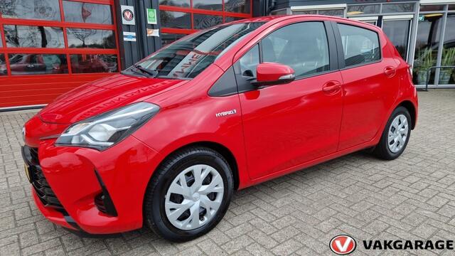 Toyota YARIS 1.5 Hyb. Active