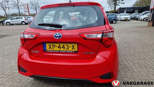 Toyota YARIS 1.5 Hyb. Active