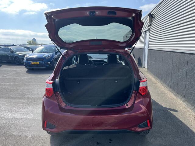 Toyota YARIS 1.5 Hybrid Energy Plus | 1e Eigenaar | NW Geleverd | Navigatie | Dealer Onderhouden | Cruise Control | LM Velgen |