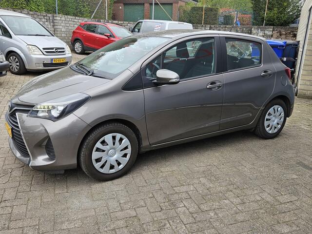 Toyota YARIS 1.3 VVT-i Aspiration TEL CAMERS CC