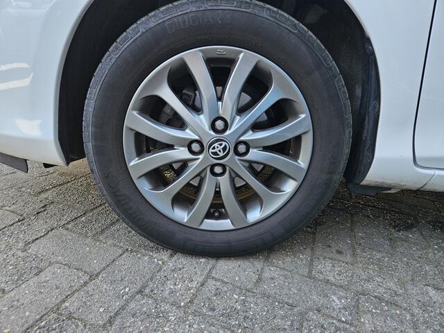 Toyota YARIS 1.3 VVT-i Aspiration CAMERA PDC CC TEL AIRCO