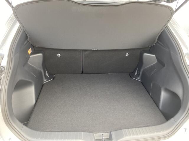 Toyota YARIS Cross 1.5 Hybrid 115 First Edition Limited Parkeersensoren Stoel Stuurverwarming Carplay Navi