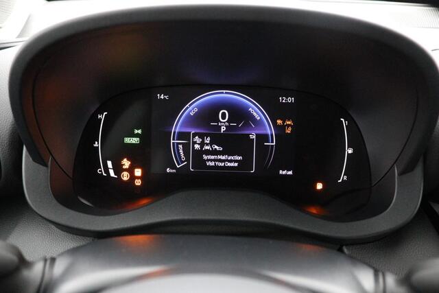 Toyota YARIS Cross 1.5 Hybrid 115 Active | Nieuw uit Voorraad leverbaar! | 10 Jaar Garantie |