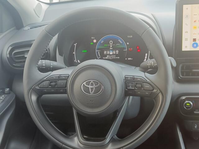 Toyota YARIS 1.5 Hybrid 115 Dynamic | Comfort Pakket | Navi | Sensoren v/a