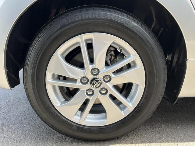 Toyota YARIS 1.5 Hybrid Business Stoelverwarming, Parkeersensoren, Adaptieve cruise control, Achteruitrijcamera, Apple Carplay/Android Auto