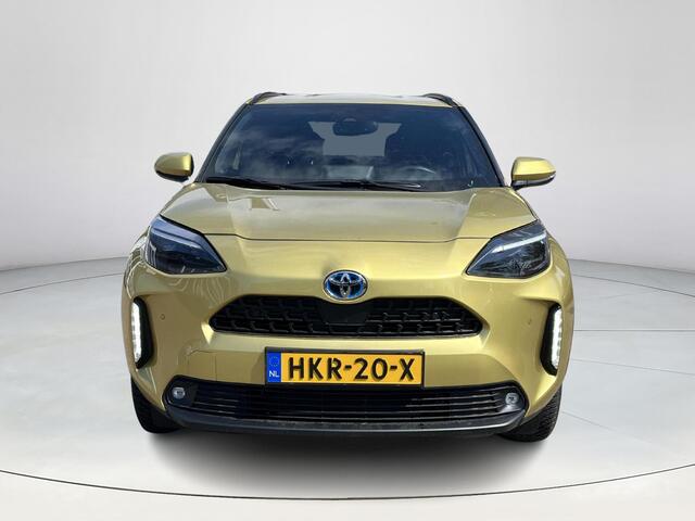 Toyota YARIS Cross 1.5 Hybrid Dynamic 4x4 | Carplay | Stoelverwarming | Parkeersensoren | LED koplampen |
