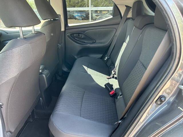 Toyota YARIS 1.5 HYBRID 5-DRS DYNAMIC AUTOMAAT!