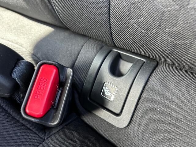 Toyota YARIS 1.5 HYBRID 5-DRS DYNAMIC AUTOMAAT!