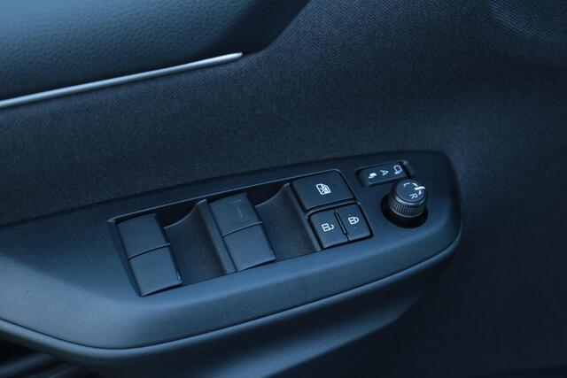 Toyota YARIS 1.5 Hybrid 115 First Edition, Comfort Pack! NIEUW