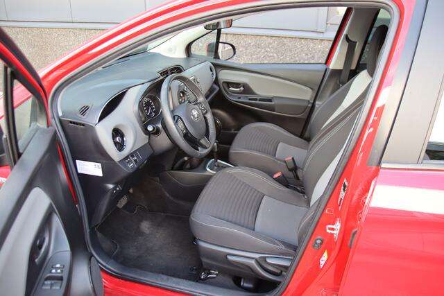 Toyota YARIS 1.5 Hybrid Sparco, trekhaak, Camera, Cruise, Nl auto Aanbieding!