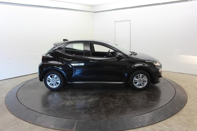 Toyota YARIS 1.5 Hyb Nieuw Rijklaar Camera PDC v+a Stoel/Stuur Verwarming Adaptive Cruise Control