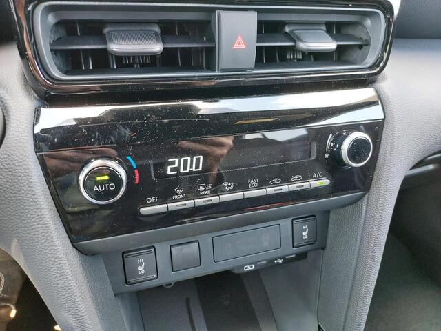 Toyota YARIS Cross 1.5 Hybrid 130 Team D rijklaarprijs!!