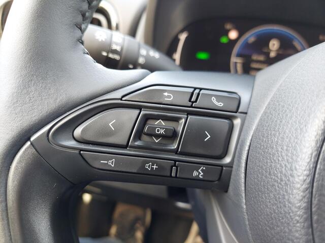 Toyota YARIS Cross 1.5 Hybrid 130 Team D APP NAVI | NIEUWE AUTO !!