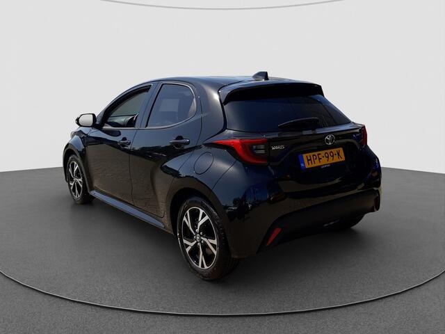 Toyota YARIS 1.5 Hybrid 115 Dynamic | Blind Spot Monitor | Stuurwiel verwarming | Stoelverwarming |