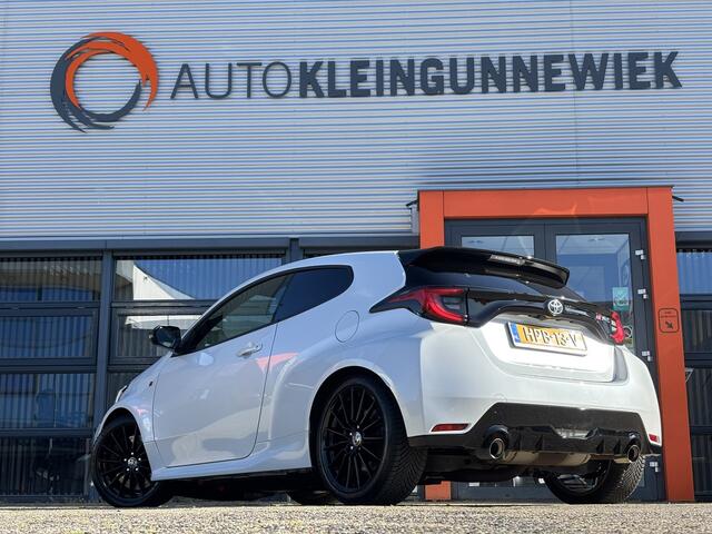 Toyota YARIS 1.6 GR SPORT Premium / WRC / Extra Set Wielen / Allseason Banden / Apple Carplay & Android Auto / Volledig Onderhouden /