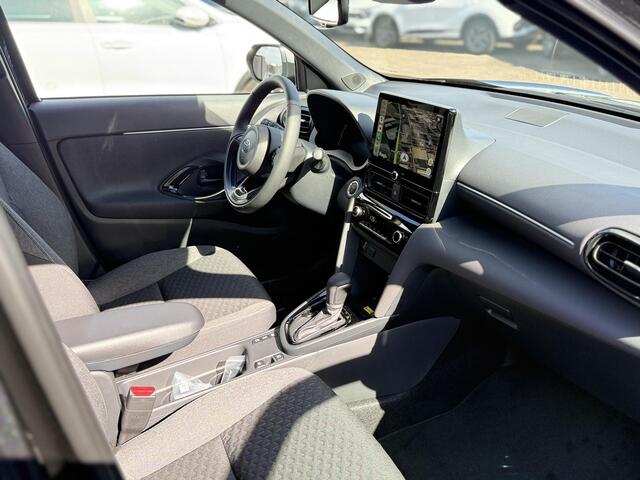 Toyota YARIS Cross 1.5 Hybrid 115 Dynamic + Comfort Pack Nieuw Model 2025 uit voorraad leverbaar