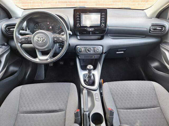 Toyota YARIS 1.5 VVT-i Active, Airco, Camera achter, Dab, Navigatie, Bluetooth