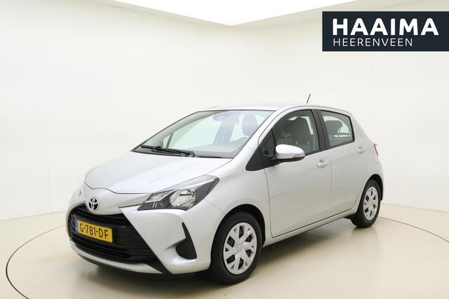 Toyota YARIS 1.0 VVT-i Comfort | Airco | Weinig kilometers | Regensensor | Bluetooth | Metaallak | 5 Deuren | Rijstrooksensor