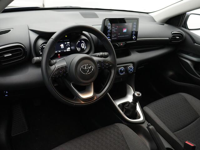 Toyota YARIS 1.5 VVT-i Dynamic | 1e Eigenaar | BTW'er | Apple Carplay / Android Auto | Camera | LM Velgen |
