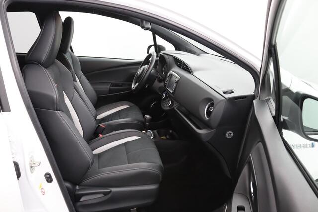 Toyota YARIS 1.5 Hybrid GR-Sport | Unieke Auto | Keyless Entry | Sportstoelen | Stoelverwarming |