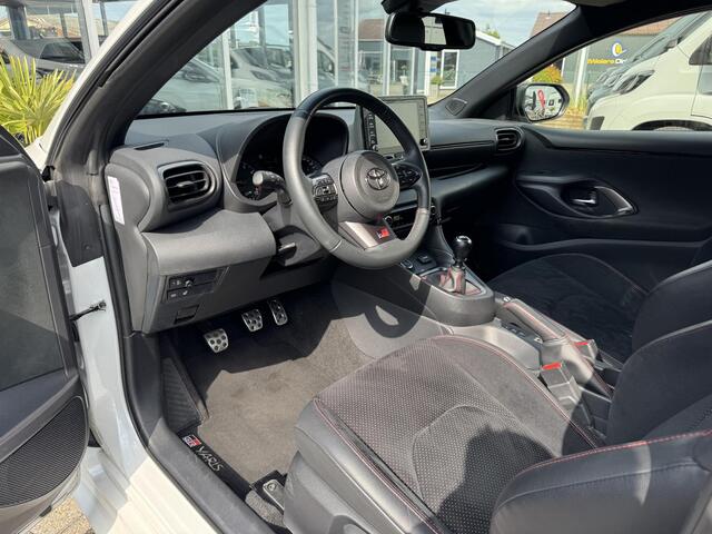 Toyota YARIS 1.6 GR Performance