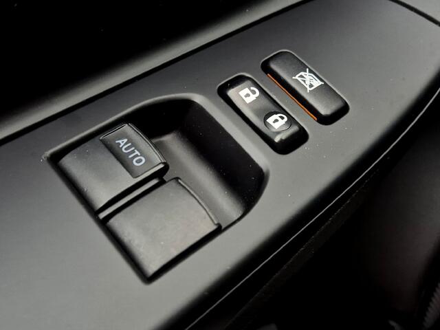 Toyota YARIS 1.5 Hybrid Automaat Design Sport | Stoelverwarming