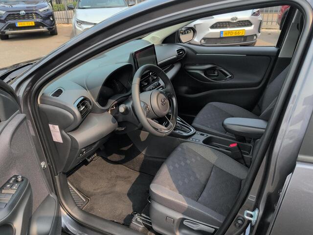 Toyota YARIS 1.5 Hybrid 115 Dynamic | Navigatie | Apple CarPlay/Android auto | Achteruitrijcamera | Comfort pack