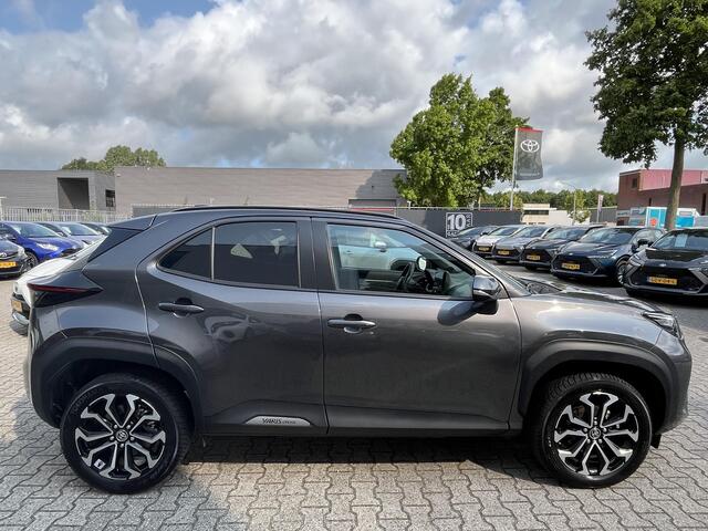 Toyota YARIS Cross 1.5 Hybrid 115 First Edition All seasonbanden