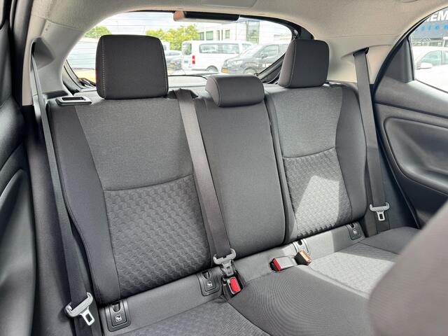 Toyota YARIS 1.5 Hybrid Active | Parkeercamera | Apple Carplay | Prijs is rijklaar