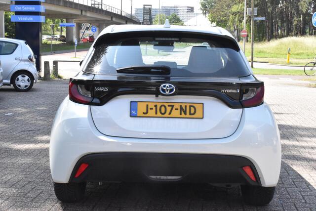 Toyota YARIS 1.5 Hybrid Active Parelmoer | 1e Eigenaar | Carplay Navi | 100% Onderhouden | 12 mnd BOVAG garantie Whatsapp 06-53188999
