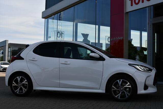 Toyota YARIS 1.5 Hybrid 115 First Edition Limited Automaat 116pk | PDC vóór- & achter | Apple Carplay/Android Auto |