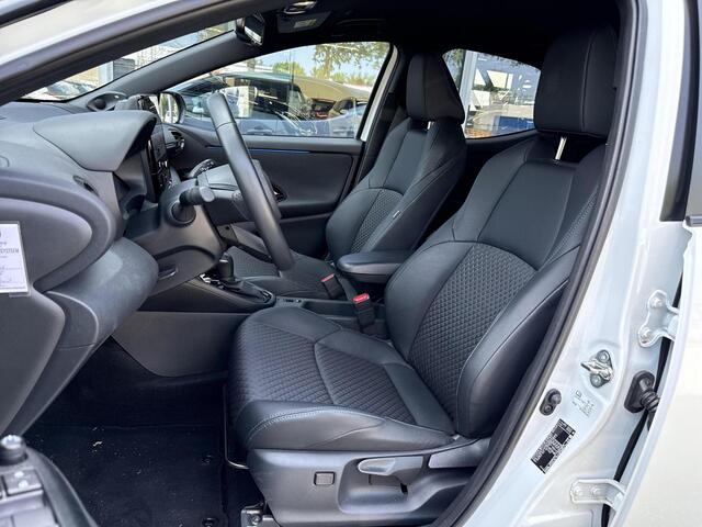 Toyota YARIS 1.5 Hybrid 130 Launch Edition **HEAD-UP DISPLAY/ STOEL EN STUURWIELVERWARMING/ DODEHOEK DETECTIE/ 36 MAANDEN GARANTIE**