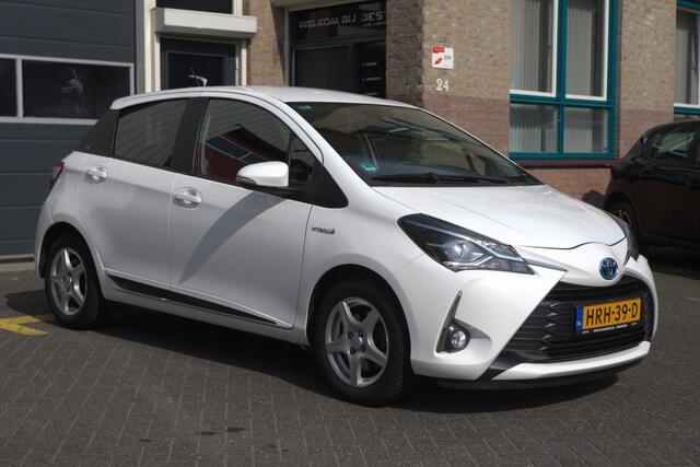 Toyota YARIS 1.5 Hyb. Dynamic