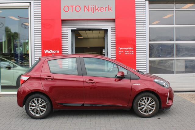 Toyota YARIS 1.5 Hybrid Design Limited