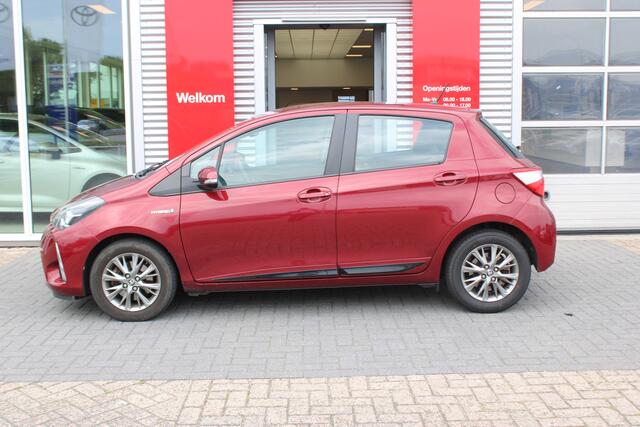 Toyota YARIS 1.5 Hybrid Design Limited