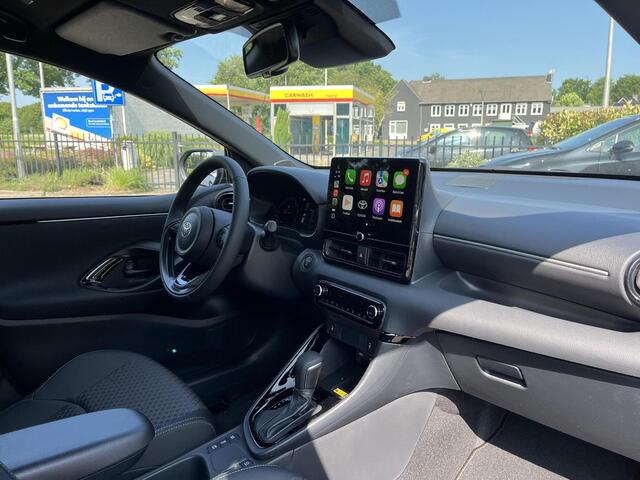 Toyota YARIS 1.5 Hybrid 130 Executive | Forest Green | Demo