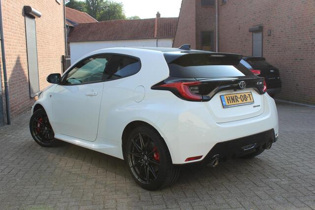 Toyota YARIS 1.6 GR Performance 18" Sper Diff, Safety Pack, Track Pack, IMT, BTW Auto!