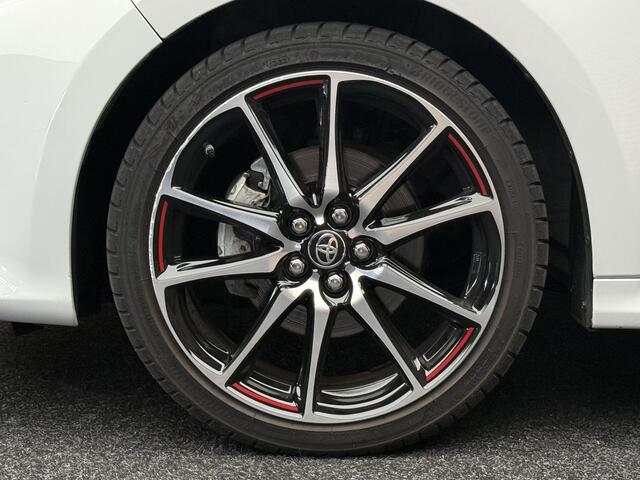 Toyota YARIS 1.5 Hybrid GR Sport CAMERA LANE ASSIST CLIMATE NAVIGATIE JBL GARANTIE