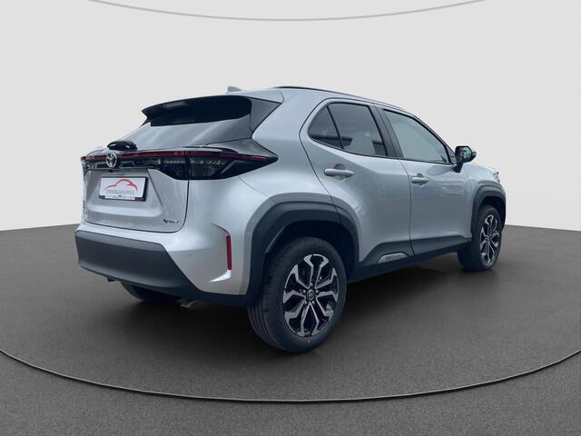 Toyota YARIS Cross 1.5 Hybrid 115 First Edition Winterpack | PDC V+A | Carplay | NIEUW RIJKLAAR