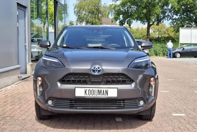 Toyota YARIS Cross 1.5 Hybrid Dynamic Edition Navigatie, Parkeersensoren voor + achter, Privacy glass, Smart KEY