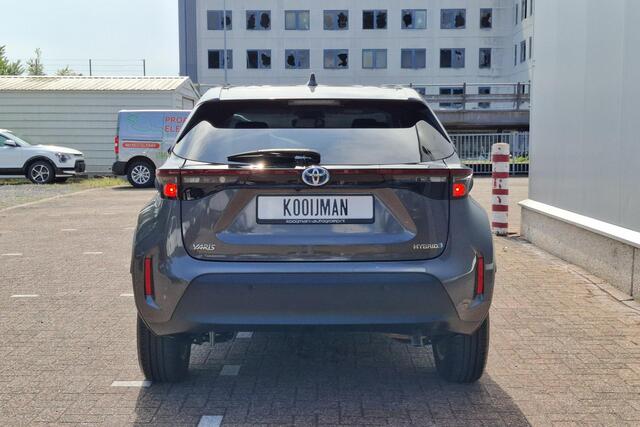 Toyota YARIS Cross 1.5 Hybrid Dynamic Edition Navigatie, Parkeersensoren voor + achter, Privacy glass, Smart KEY