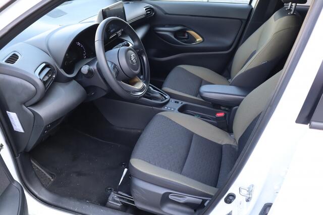 Toyota YARIS 1.5 Hybrid Explore Stoelverwarming/Parkeersensoren