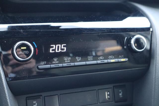 Toyota YARIS 1.5 Hybrid Explore Stoelverwarming/Parkeersensoren