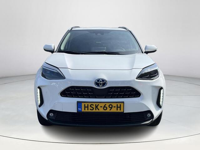 Toyota YARIS Cross 1.5 Hybrid Executive 4X4 | Navigatie | Stoel- + stuurverwarming | Parkeersensoren | Dode hoek waarschuwing |