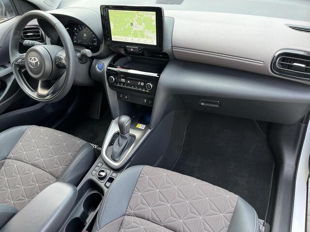 Toyota YARIS Cross 1.5 Hybrid Executive 4X4 | Navigatie | Stoel- + stuurverwarming | Parkeersensoren | Dode hoek waarschuwing |