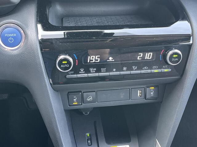 Toyota YARIS Cross 1.5 Hybrid Executive 4X4 | Navigatie | Stoel- + stuurverwarming | Parkeersensoren | Dode hoek waarschuwing |