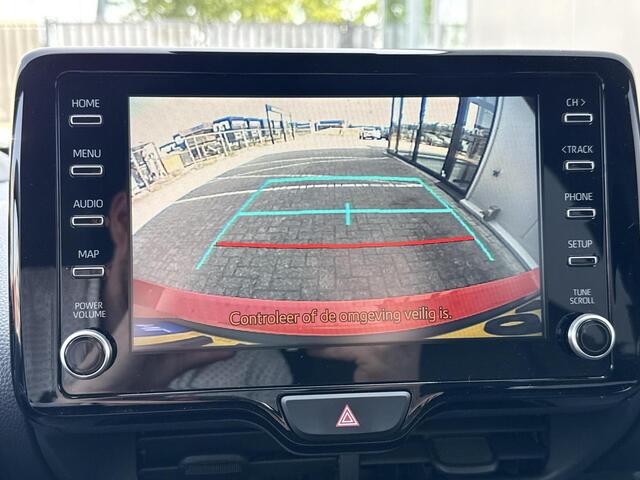 Toyota YARIS 1.5 Hybrid Executive **STOEL EN STUURWIELVERWARMING/ HEAD-UP DISPLAY/ 36 MAANDEN GARANTIE
