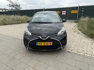 toyota-yaris-1.0-vvt-i-trend